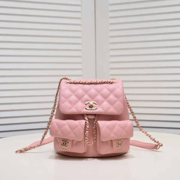 シャネルバッグ正面デザイン